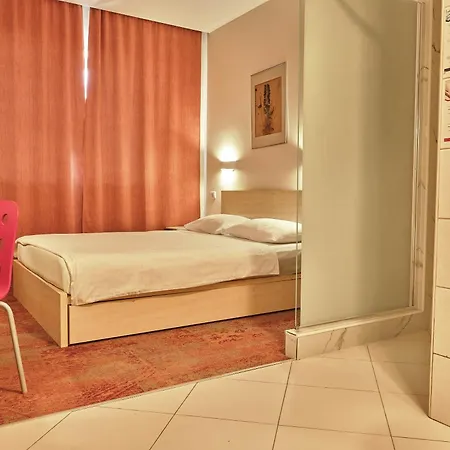 Hello Hotels Bucuresti Gara De Nord Exterior photo