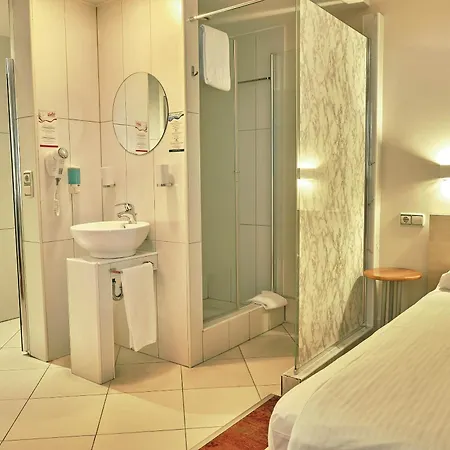 Hello Hotels Bucuresti Gara De Nord Exterior photo