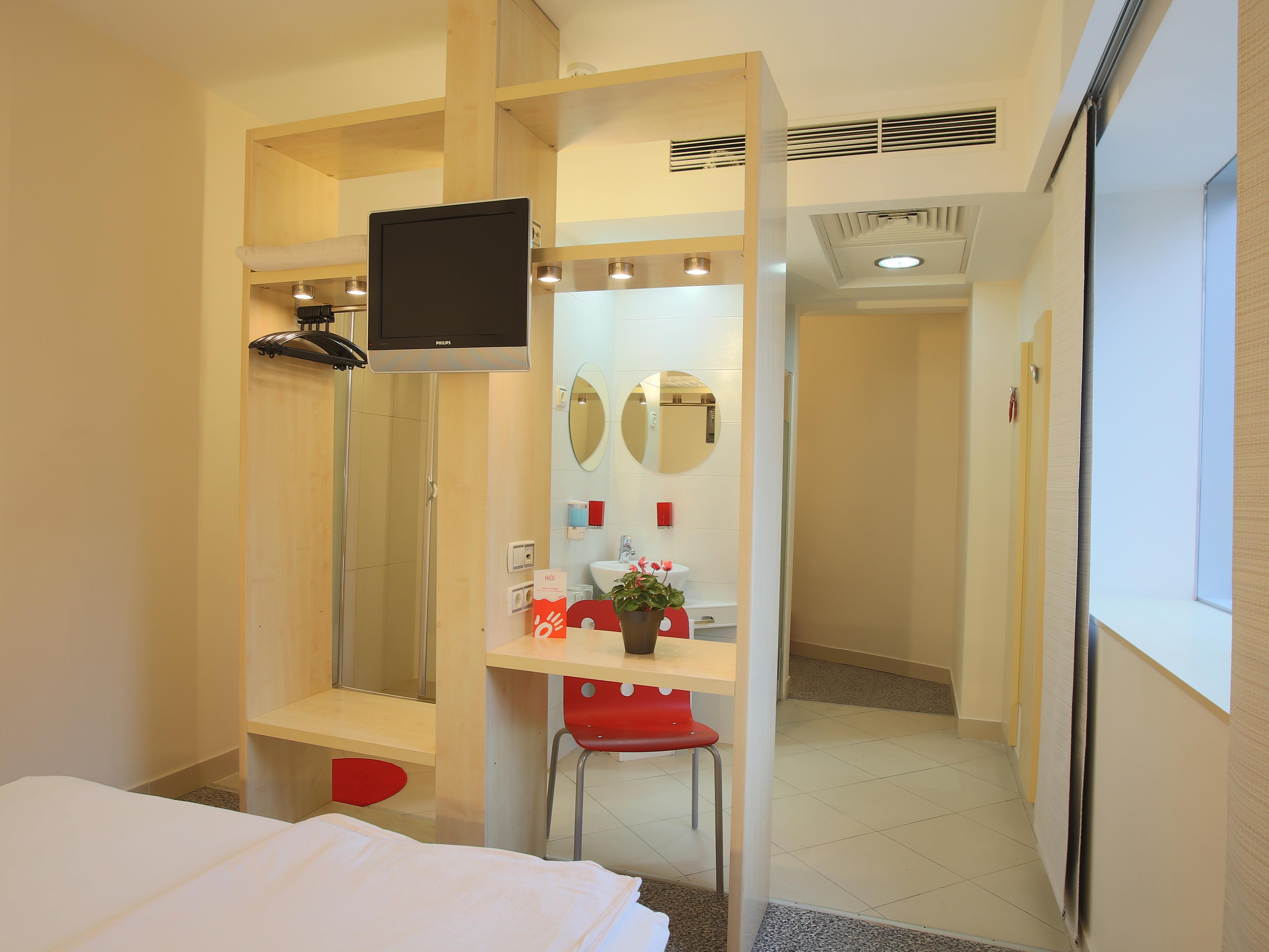 Hello Gara De Nord Hotel