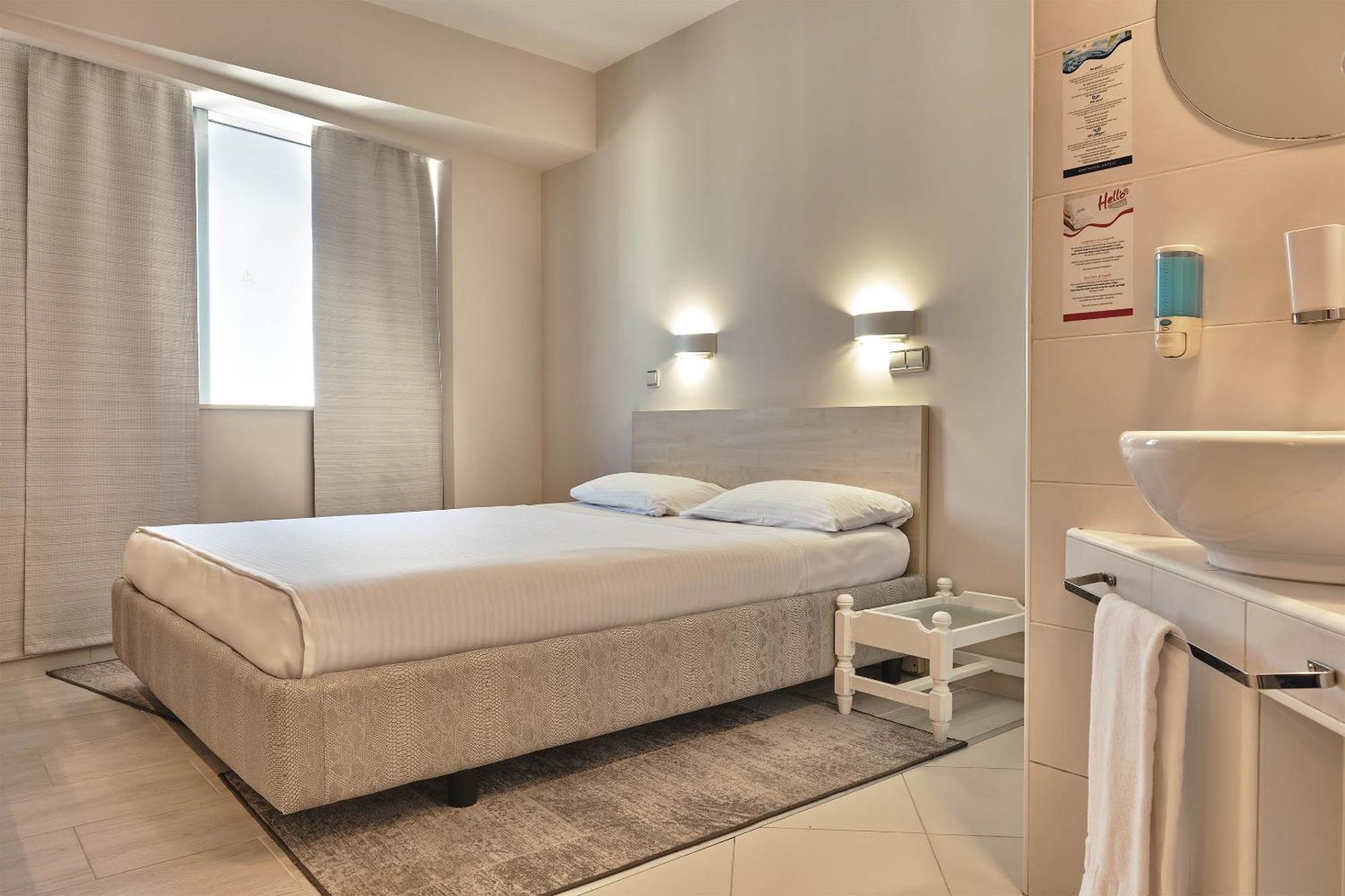 Hello Gara De Nord Hotel